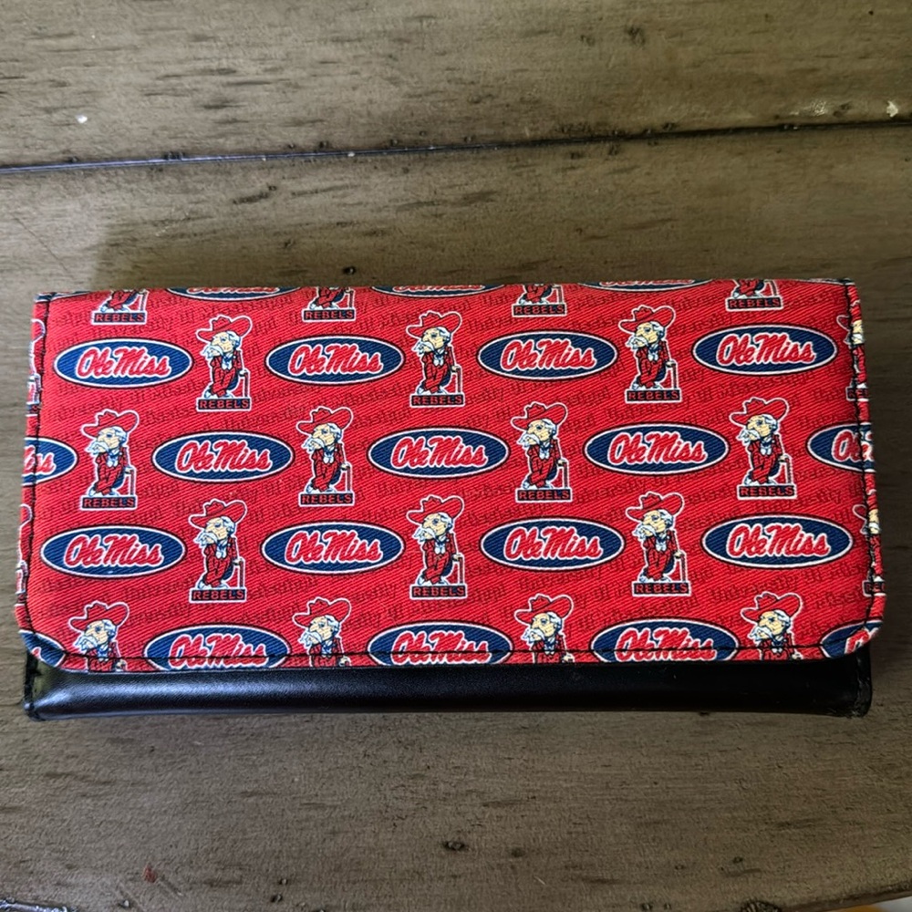 Ole Miss Trifold Wallet